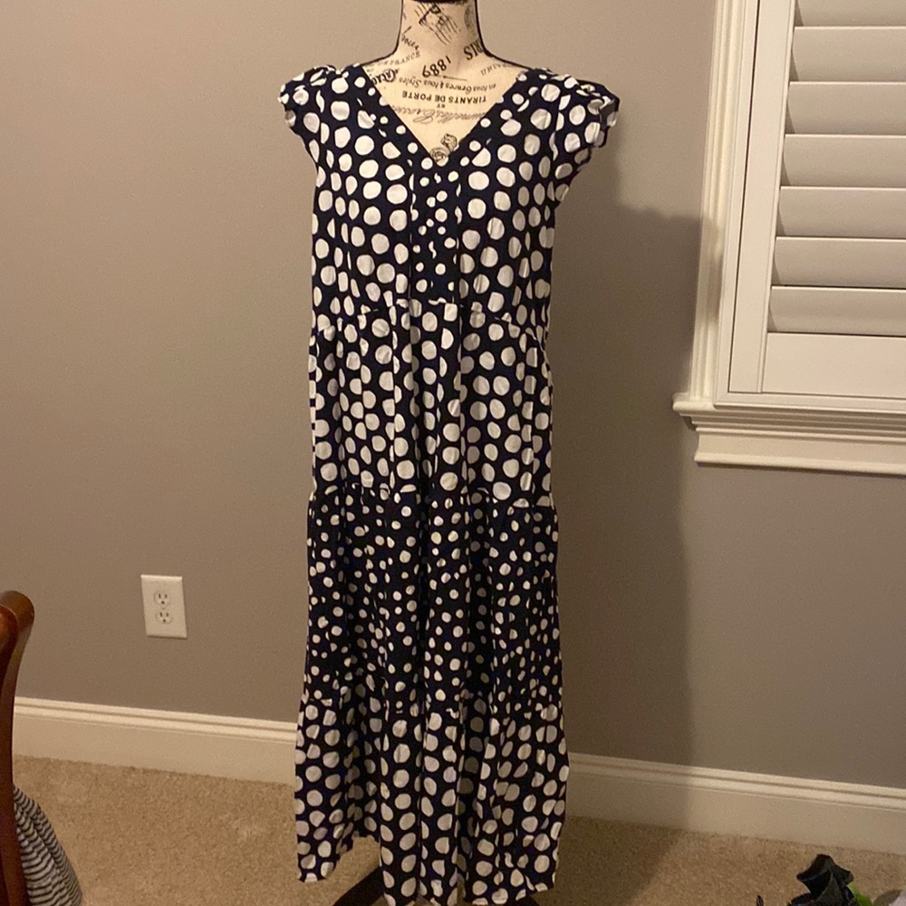 Loft maxi dress black and white pattern